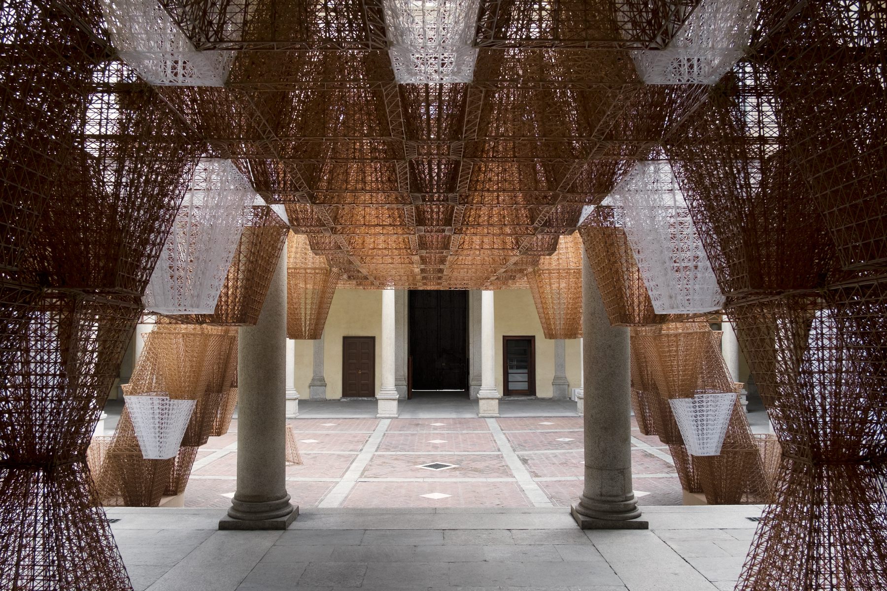 FORMAKERS - Cos - Milan Design Week - Conifera / Arthur Mamou-Mani